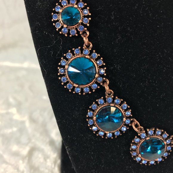 Vintage Blue Rhinestone Beautiful necklace - Picture 7 of 10